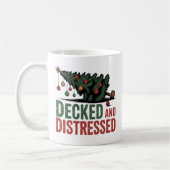 Decked and Distressed | Christmas Chaos Humor Koffiemok (Links)