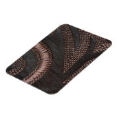Decoratief gezaagd  leder van bruin magneet (Linkerzijde)