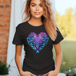 Decoratief hartontwerp t-shirt
