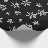 Decoratief kerstsnowflake kristal in zwart cadeaupapier (Hoek)