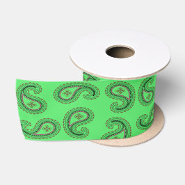 Decoratief paisley patroon op groen satijnen lint