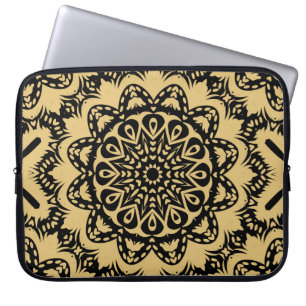 Decoratief patroon in oostelijke stijl. Kleur in b Laptop Sleeve