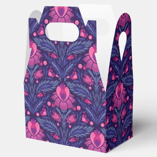 Decoratief patroon met harten bedankdoosjes (Geopend)