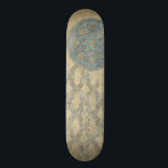 Decoratief zilver Bosbouw Skateboard<br><div class="desc">Een decoratief zilveren tapijt toont een cirkelvormig bloemstuk. Deze afdruk zou een prachtig cadeau zijn voor mensen die van tapisserieën houden of van tapijtkunst!</div>