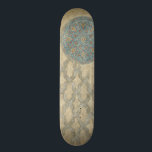 Decoratief zilver Bosbouw Skateboard<br><div class="desc">Een decoratief zilveren tapijt toont een cirkelvormig bloemstuk. Deze afdruk zou een prachtig cadeau zijn voor mensen die van tapisserieën houden of van tapijtkunst!</div>