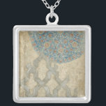 Decoratief zilver Bosbouw Zilver Vergulden Ketting<br><div class="desc">Een decoratief zilveren tapijt toont een cirkelvormig bloemstuk. Deze afdruk zou een prachtig cadeau zijn voor mensen die van tapisserieën houden of van tapijtkunst!</div>