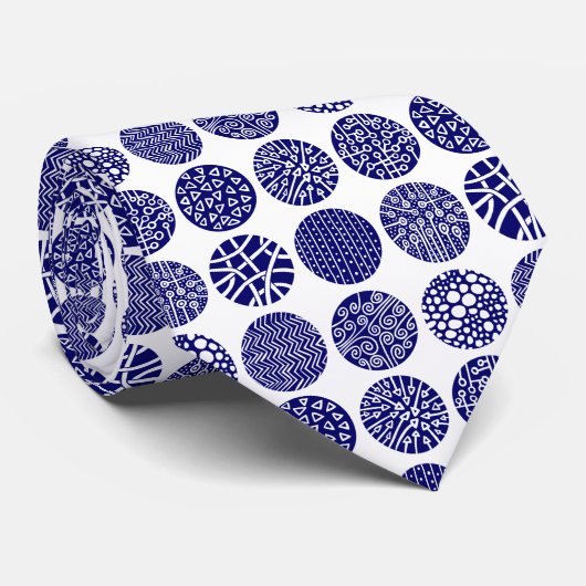 Decoratieve cirkels - Diepe marine en wit Stropdas (Opgerold)