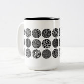 Decoratieve cirkels - zwart en wit tweekleurige koffiemok (Voorkant links)