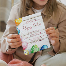 Decoratieve eieren en jaarlijks gelukkig Pasen