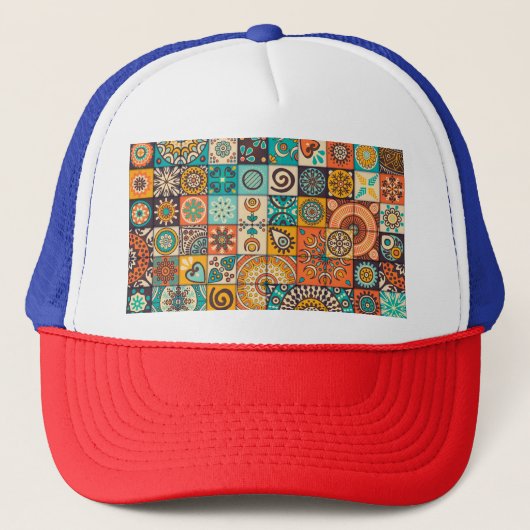 Decoratieve elementen:  handgetekend patroon trucker pet (Voorkant)