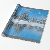 Decoratieve kerstversieringen met sneeuw cadeaupapier (Uitgerold)