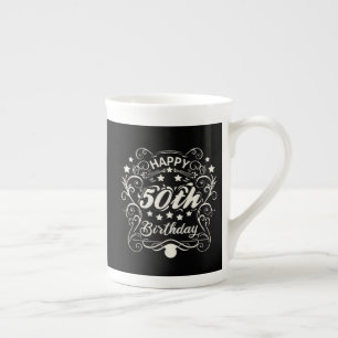 Decoratieve ornamentale Happy 50th Birthday. Porselein Kop