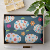 Decoratieve paaseieren met bloemen en bladeren tissuepapier (Geschenk)