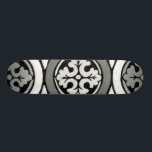 Decoratieve renaissance Rosette Tile Design Persoonlijk Skateboard<br><div class="desc">Shakespeare zou graag dit decoratieve renaissance rosette tegelontwerp in zijn huis hebben geplaatst. Om er één te kopen of twee te kopen,  dat is de vraag! Voor alle ventilatoren van bladeren en design van bladzijden!</div>