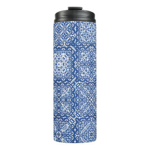 Decoratieve tegels van keramische azulejo. Kleurco Thermosbeker