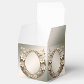 Decoratieve witte bloemensieradendoos bedankdoosjes (Geopend)