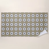 Decorative beige background patterned strandlaken (Voorkant)