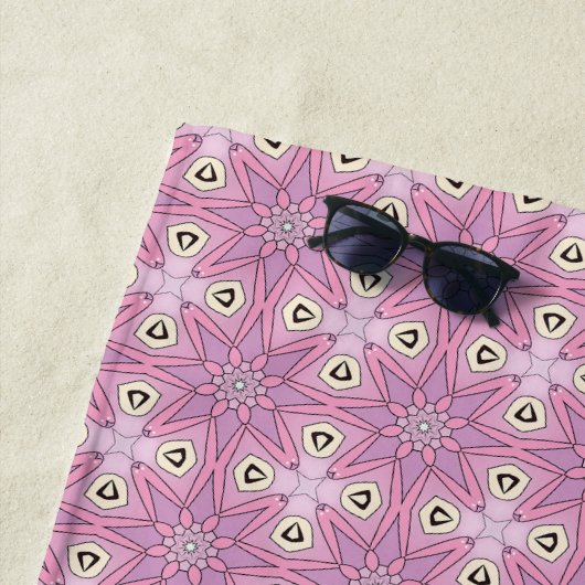 Decorative purple patterned strandlaken (In situ)