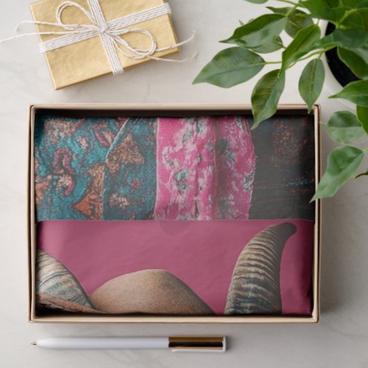 Decoupage grillige geit roze achtergrond tissuepapier (Geschenk)