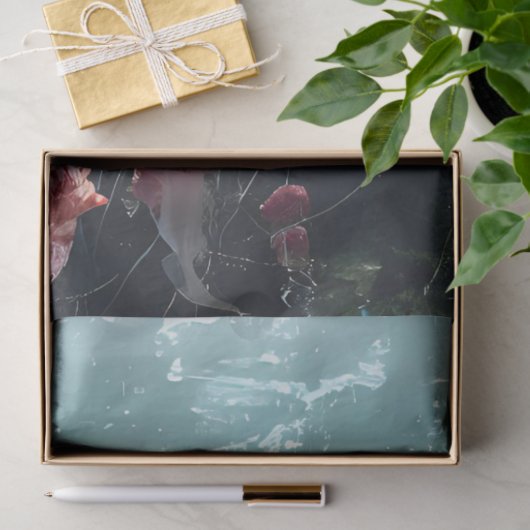 Decoupage van fel gekleurde kwallen tissuepapier (Geschenk)