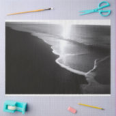 Decoupage van het zwarte zandstrand tissuepapier (Craft)