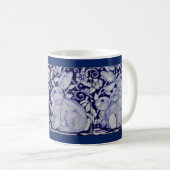 Dedham Blue en White Rabbit Ceramic Tile Coffee Mo Koffiemok (Voorkant rechts)