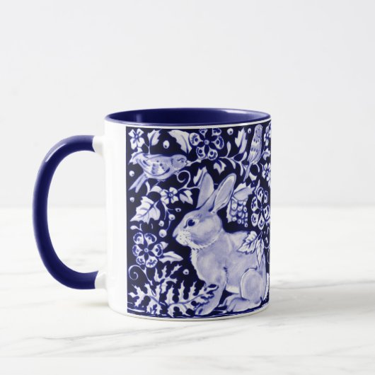 Dedham Blue Rabbit, Classic Blue & White Design Mok (Links)