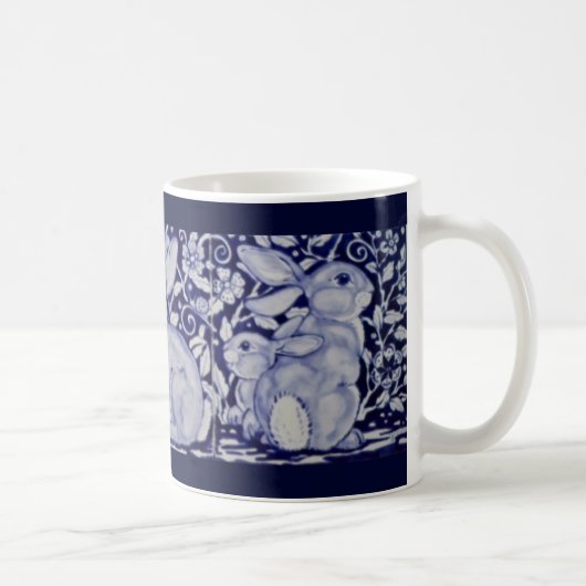 Dedham Blue & White Rabbit Ceramic Tegel Coffee Mo Koffiemok (Rechts)