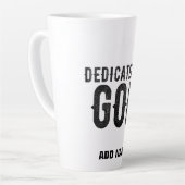DEDICATED TO GOD  COOL BLACK TEKST LATTE MOK (Linkerhoek)