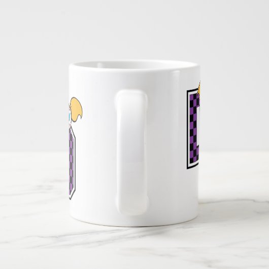 Dee Dee Athletic Letters Graphic Grote Koffiekop (Achterkant)