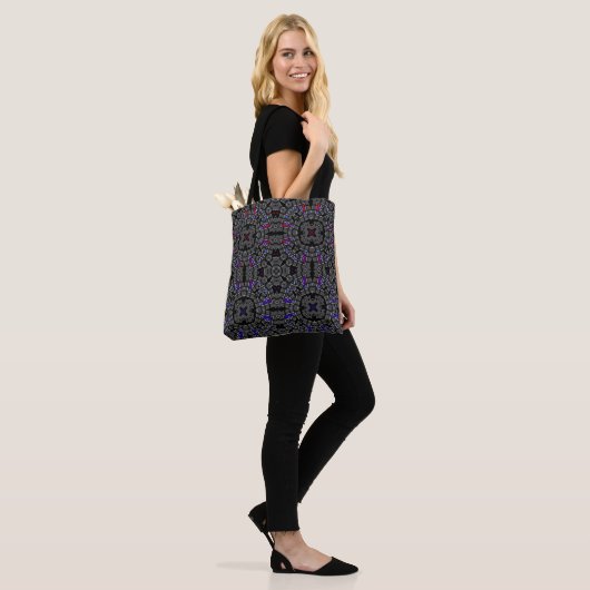 Deel 13 Kaleidoscoop art 12 Tote Bag (Op model)