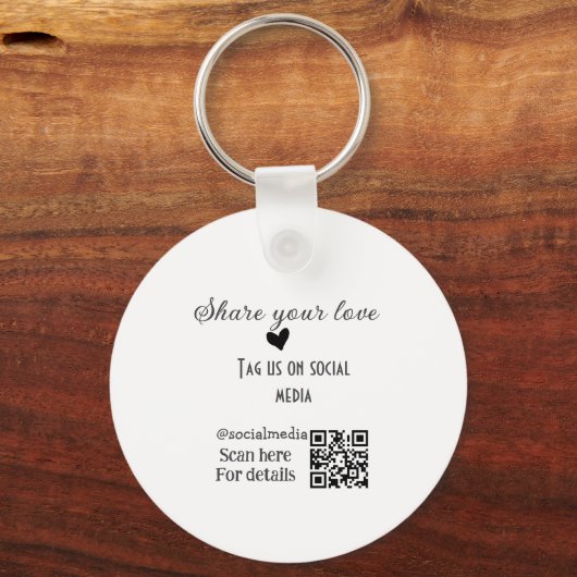 Deel de love scan QR-code en voeg sociale details  Sleutelhanger (Voorkant)
