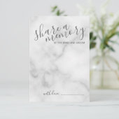 'Deel een geheugen' Elegant Marble Script Wedding Advieskaart (Staand voorkant)