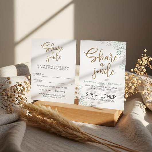 Deel een Smile Dental Reference Program Visitekaartje