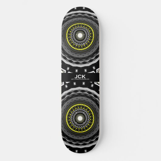 Deel één's caleidoscoop art ten persoonlijk skateboard (Voorkant)