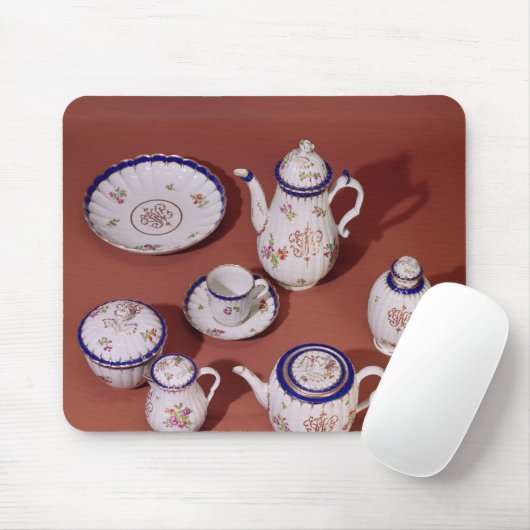 Deel van een Worcester monogrammed-theedienst Muismat (Met muis)