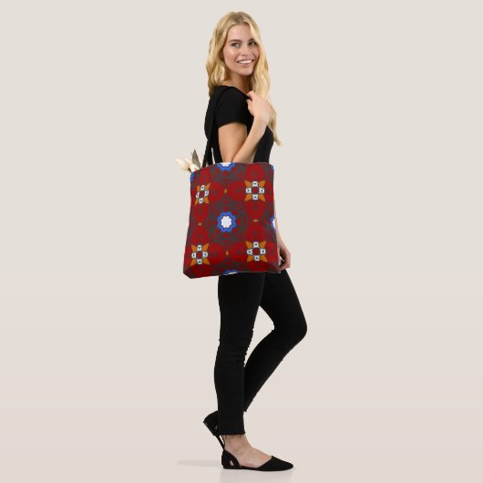 Deel vier's caleidoscoop art 18 tote bag (Op model)