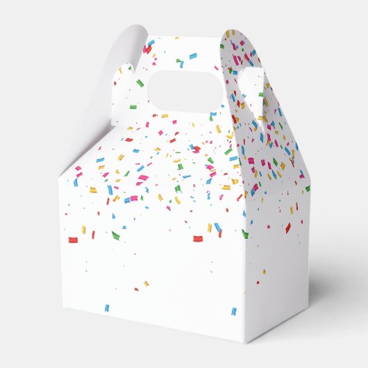 Deelnemende dieren met een partij bedankdoosjes (Achterkant)