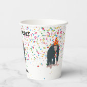 Deelnemende dieren met een partij papieren bekers (Achterkant)