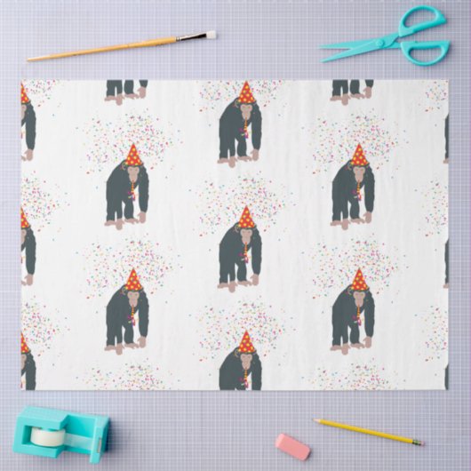 Deelnemende dieren met een partij tissuepapier (Craft)