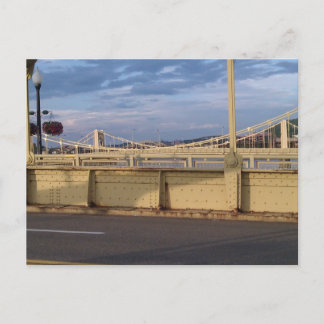 Deels Cloudy Day over de drie zusbruggen Briefkaart