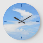 Deels troebele blauwe hemel grote klok (Voorkant)