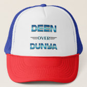 Deen over Dunya Shirt. Trucker Pet (Voorkant)