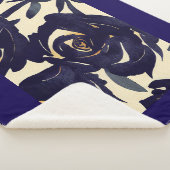 Deep blue floral sherpa deken (3/4)