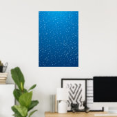 Deep Blue Water en kleine bubbels Poster (Thuiskantoor)