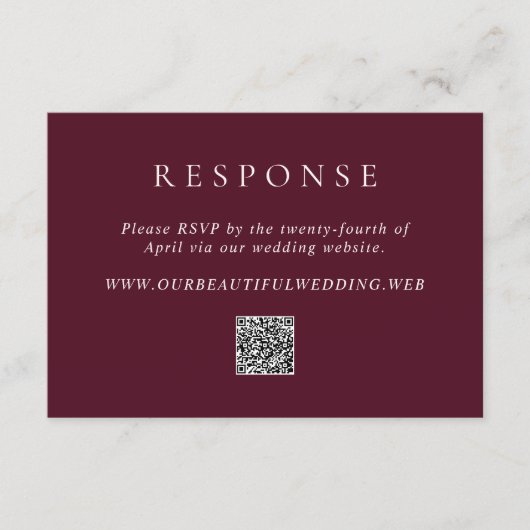 Deep Burgundy Elegant QR Code Classic Wedding RSVP Kaartje (Voorkant)