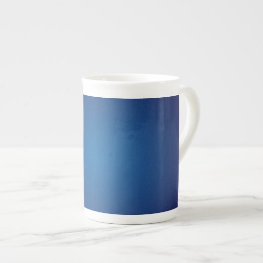 Deep Dark Blue Grainy Vignette Porselein Kop (Voorkant rechts)