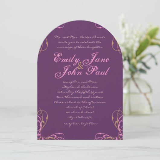 Deep Grape Coral Lila Flower Wedding Invitation Kaart (Staand voorkant)