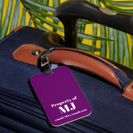 Deep Purple Eenvoudige Gepersonaliseerde Monogram Bagagelabel (Voorkant Insitu 1)