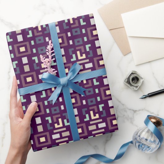 Deep Purple en Gedempte Aardse Abstracte Geometrie Cadeaupapier (Geschenken)